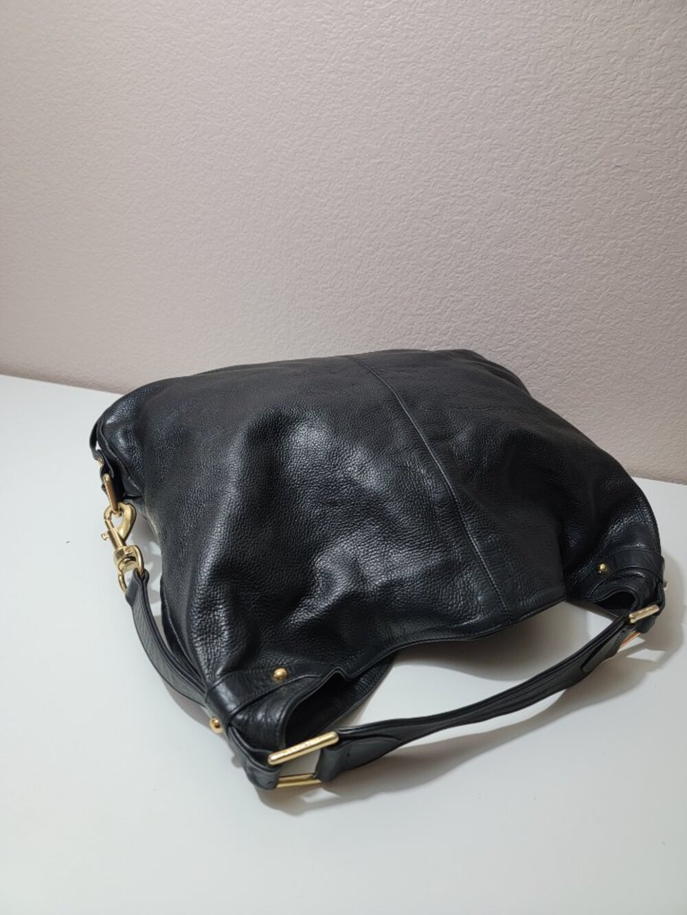 Rebecca Minkoff Nikki Hobo Black Pebbled Leather Gold Hardware Shoulder Bag Soft - Picture 6 of 12